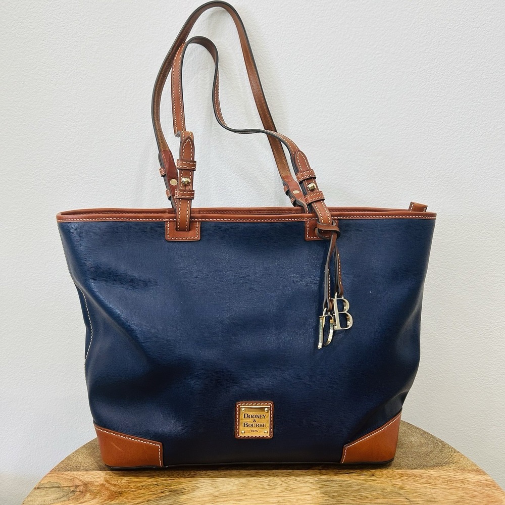 Vintage Y2K Dooney & Bourke leather tote bag Large Navy Blue D & B Charms